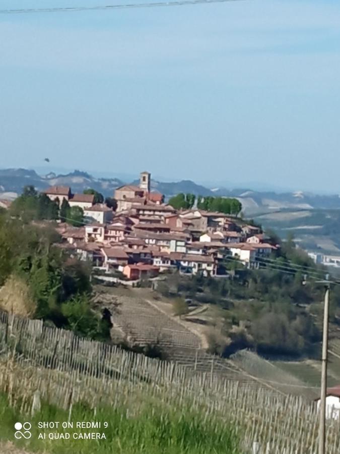 Il Cortiletto Apartment Verduno Luaran gambar