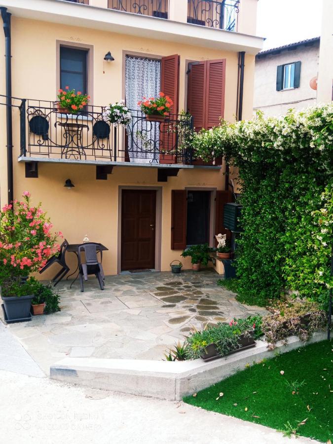 Il Cortiletto Apartment Verduno Luaran gambar